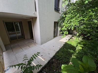 Louer Appartement Lyon-6eme-arrondissement 1050 euros