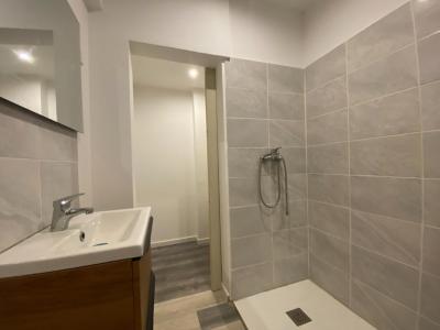 Louer Local commercial Avignon 10200 euros