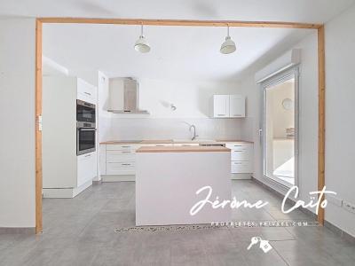 For sale Nimes 3 rooms 66 m2 Gard (30000) photo 3