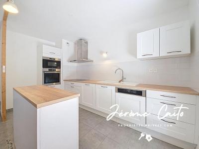 For sale Nimes 3 rooms 66 m2 Gard (30000) photo 4