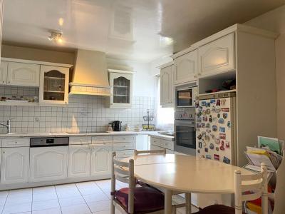 For sale Creteil 5 rooms 125 m2 Val de Marne (94000) photo 3