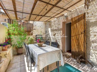 For sale Fontaine-de-vaucluse 4 rooms 100 m2 Vaucluse (84800) photo 1