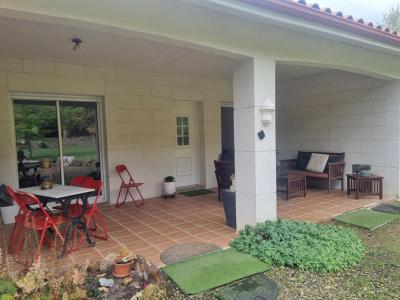For sale Houga 4 rooms 131 m2 Gers (32460) photo 2