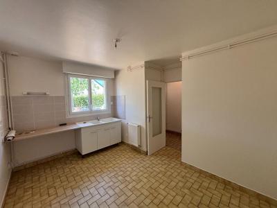 For sale Saint-aubin-de-luigne 4 rooms 80 m2 Maine et loire (49190) photo 2