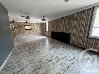 For rent Beauvais 204 m2 Oise (60000) photo 1
