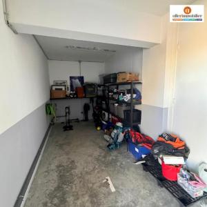 Louer Parking 15 m2 Saint-gilles-les-bains