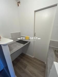 Louer Appartement Beaurecueil 630 euros