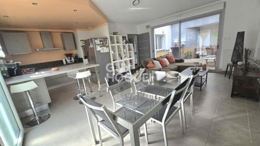For sale Montpellier 4 rooms 89 m2 Herault (34080) photo 0