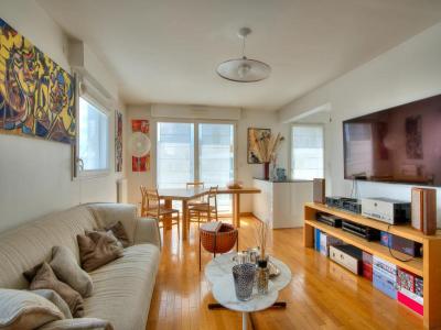 For sale Issy-les-moulineaux 4 rooms 80 m2 Hauts de Seine (92130) photo 3