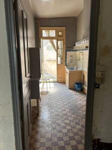 For sale ADMINISTRATION SUD ARENES 4 rooms 78 m2 Gard (30000) photo 4