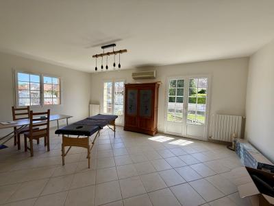 For sale PAU SUD 4 rooms 140 m2 Pyrenees atlantiques (64000) photo 2