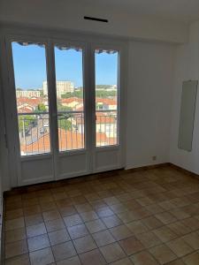 For sale 190 rue andr simon 2 rooms 32 m2 Gard (30900) photo 2