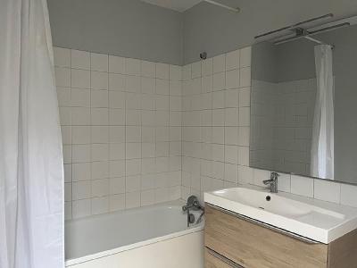 For sale 2 rooms 47 m2 Saone et loire (71000) photo 3