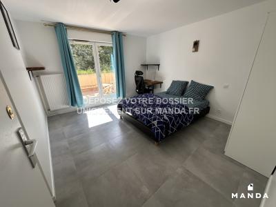 For rent Champs-sur-marne 7 rooms 11 m2 Seine et marne (77420) photo 0
