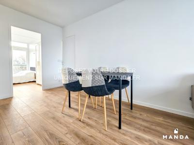 Louer Appartement 9 m2 Evry