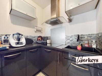 For sale Marseille-10eme-arrondissement 3 rooms 57 m2 Bouches du Rhone (13010) photo 3