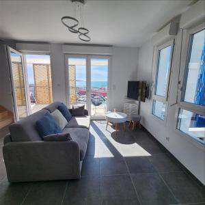 For rent Marseille-3eme-arrondissement 3 rooms 75 m2 Bouches du Rhone (13003) photo 4