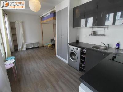 For rent Paris-18eme-arrondissement 1 room 17 m2 Paris (75018) photo 0