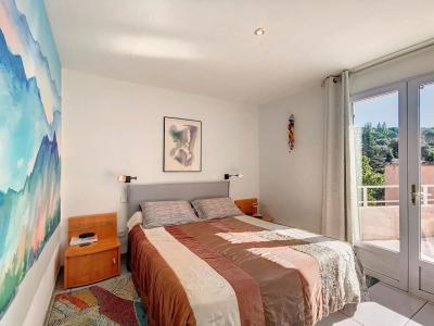 For sale Istres 5 rooms 176 m2 Bouches du Rhone (13800) photo 4