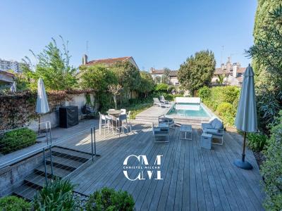 For sale Bordeaux 8 rooms 290 m2 Gironde (33200) photo 1