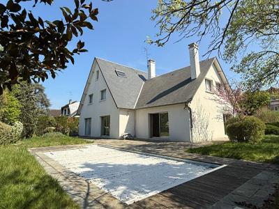 For sale Montgeron 10 rooms 330 m2 Essonne (91230) photo 0