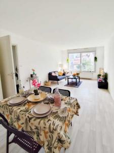 For sale Montbeliard 3 rooms 69 m2 Doubs (25200) photo 2