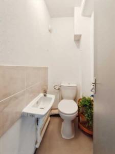 For sale Montbeliard 3 rooms 69 m2 Doubs (25200) photo 4