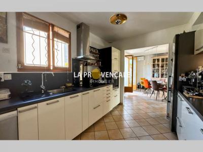 For sale Trets 4 rooms 118 m2 Bouches du Rhone (13530) photo 3