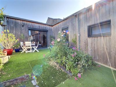For sale Angers 4 rooms 137 m2 Maine et loire (49100) photo 0