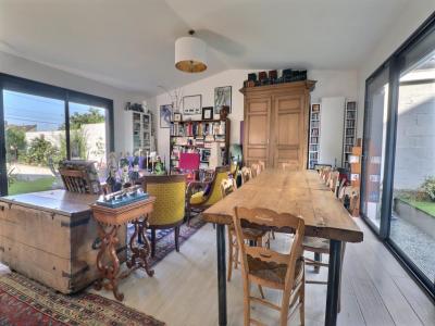 For sale Angers 4 rooms 137 m2 Maine et loire (49100) photo 1
