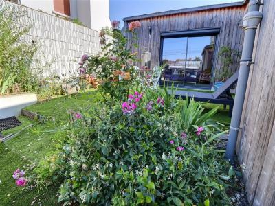 For sale Angers 4 rooms 137 m2 Maine et loire (49100) photo 3