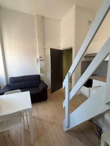 For rent Lyon-9eme-arrondissement 1 room 12 m2 Rhone (69009) photo 3