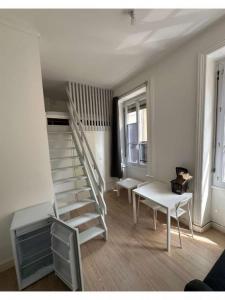 Louer Appartement Lyon-9eme-arrondissement 698 euros