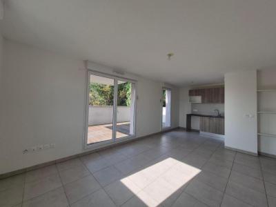 For rent Toulouse 3 rooms 63 m2 Haute garonne (31000) photo 0