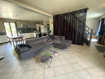 For sale Beton-bazoches 5 rooms 110 m2 Seine et marne (77320) photo 2