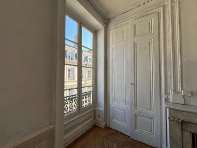 Louer Appartement 72 m2 Lyon-1er-arrondissement