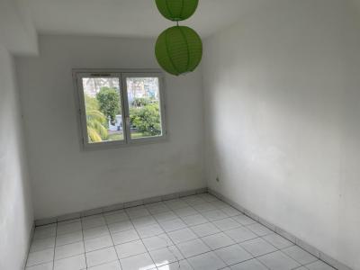 Louer Appartement Sainte-clotilde 1208 euros