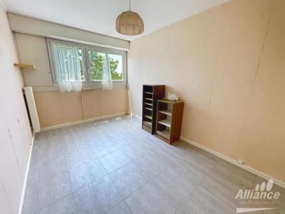 For sale Montbeliard 3 rooms 65 m2 Doubs (25200) photo 4