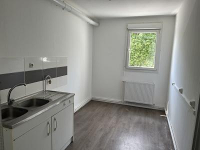 Louer Appartement 78 m2 Creutzwald