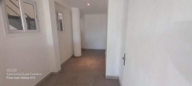 Louer Bureau 350 m2 Possession
