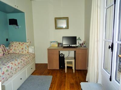 For rent Paris-7eme-arrondissement 3 rooms 64 m2 Paris (75007) photo 3