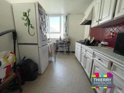 For sale Rennes 4 rooms 60 m2 Ille et vilaine (35000) photo 2