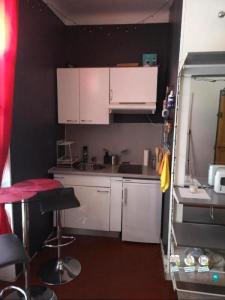 For rent Vallauris 1 room 13 m2 Alpes Maritimes (06220) photo 3