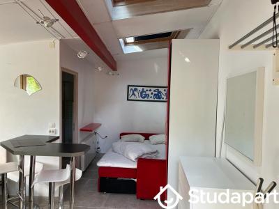 For rent Saint-germain-en-laye 1 room 25 m2 Yvelines (78100) photo 0