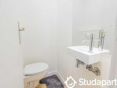 For rent Paris-8eme-arrondissement 2 rooms 28 m2 Paris (75008) photo 1
