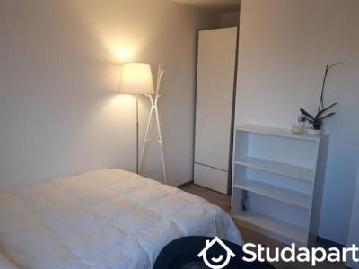 For rent Montigny-le-bretonneux 1 room 10 m2 Yvelines (78180) photo 2