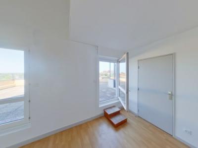 For rent Vierzon 6 rooms 127 m2 Cher (18100) photo 3