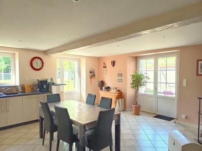 For sale Chantonnay 5 rooms 169 m2 Vendee (85110) photo 0