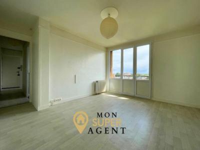 For sale Melun 4 rooms 66 m2 Seine et marne (77000) photo 3
