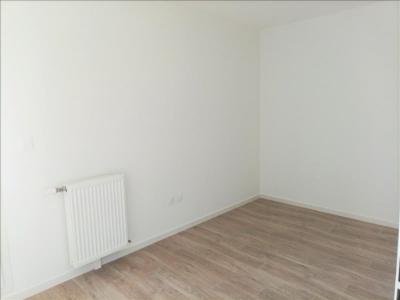 For rent Saint-jean-de-la-ruelle 3 rooms 63 m2 Loiret (45140) photo 2